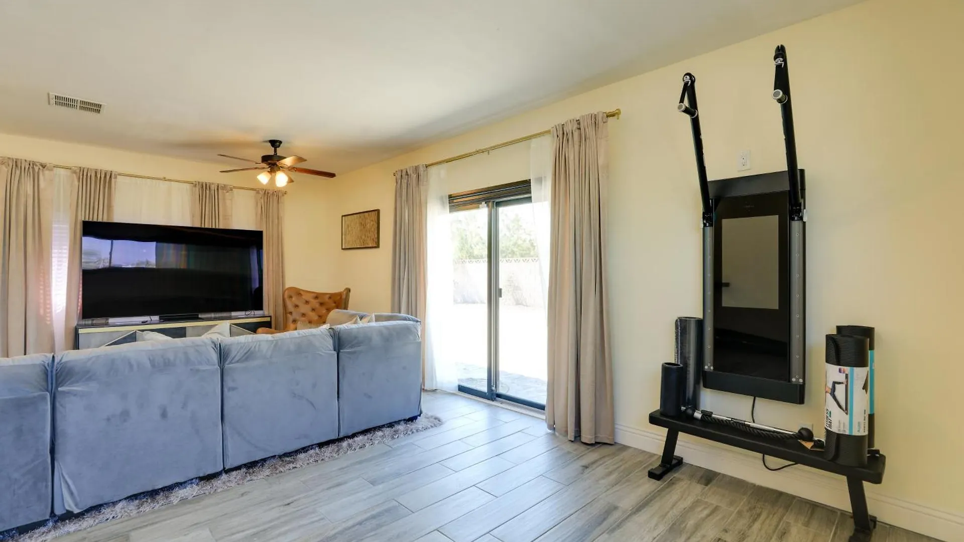 بيت للعطل Spacious Las Vegas Getaway With Private Pool And Spa!