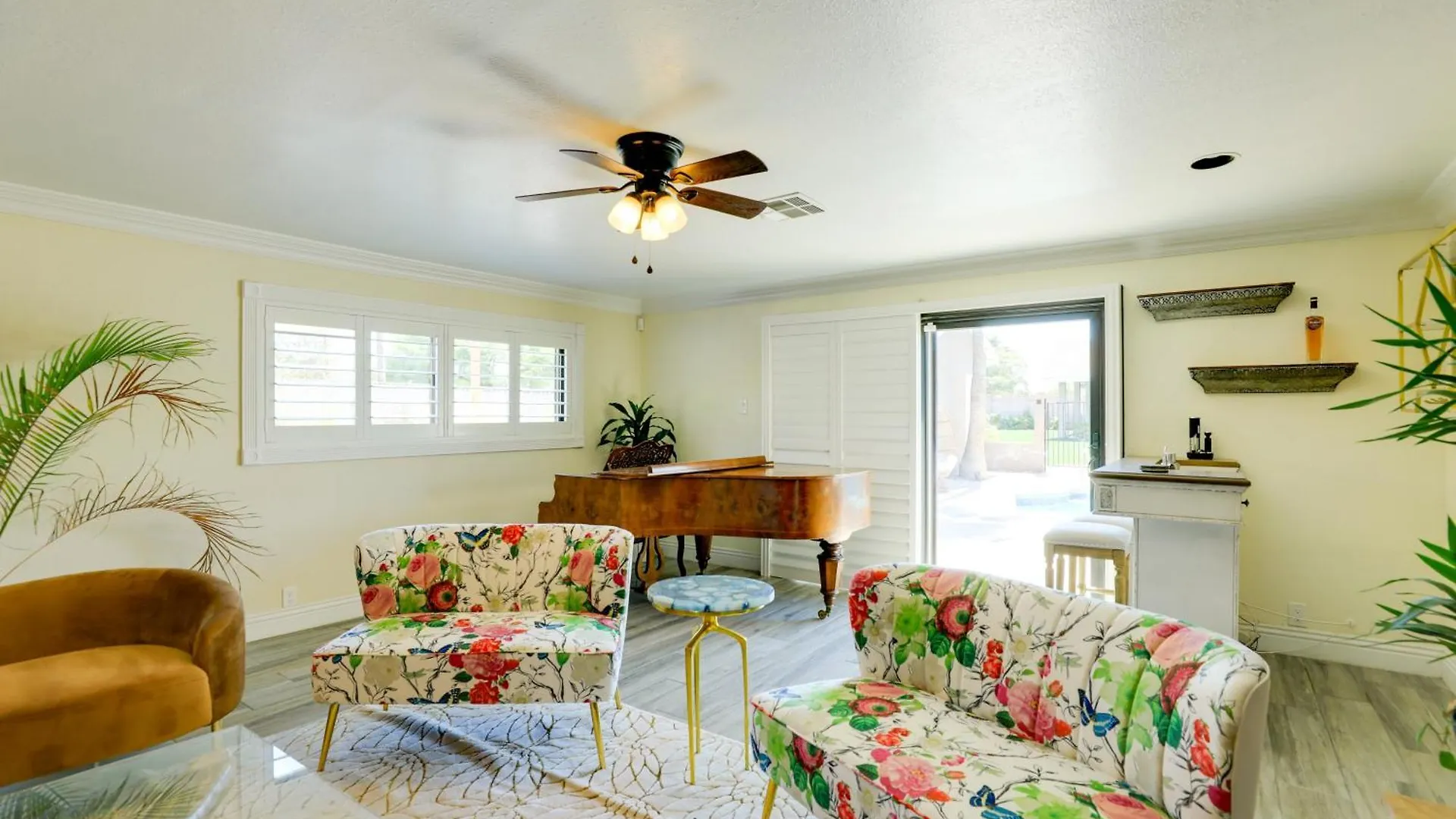 Spacious Las Vegas Getaway With Private Pool And Spa! 0*,  États-Unis